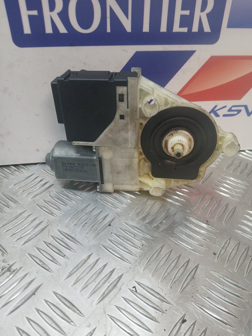 1K0.959.703.AB Unit 4
