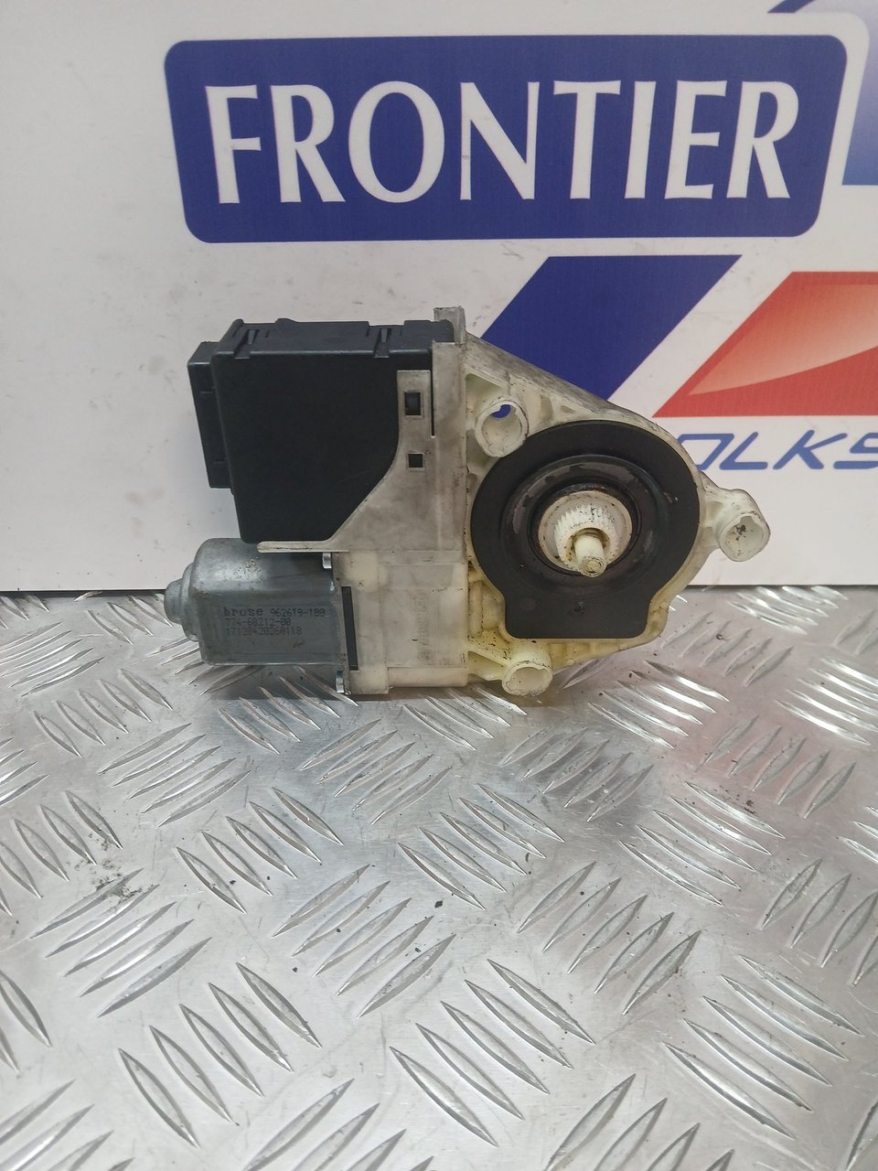 1K0.959.703.AB Unit 3