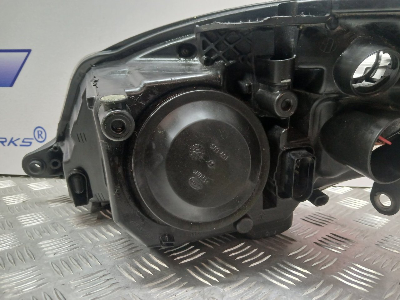 247.832.00R Unit 1