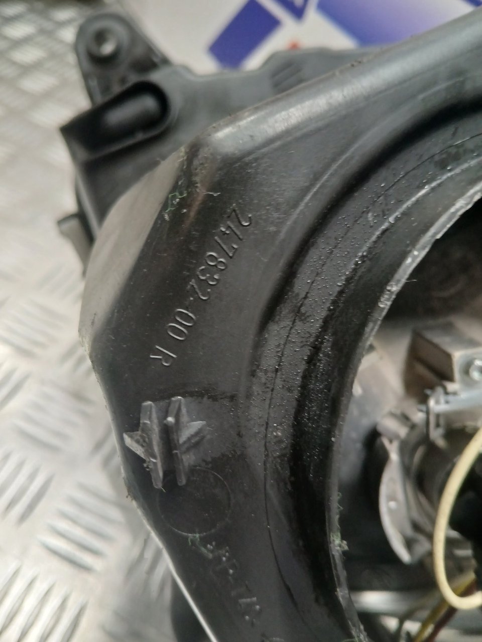 247.832.00R Unit 2